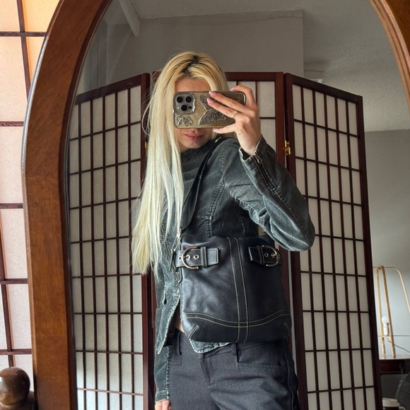 Coach Black Leather Shoulder Bag with Silver Hardware - Picture 2 of 9